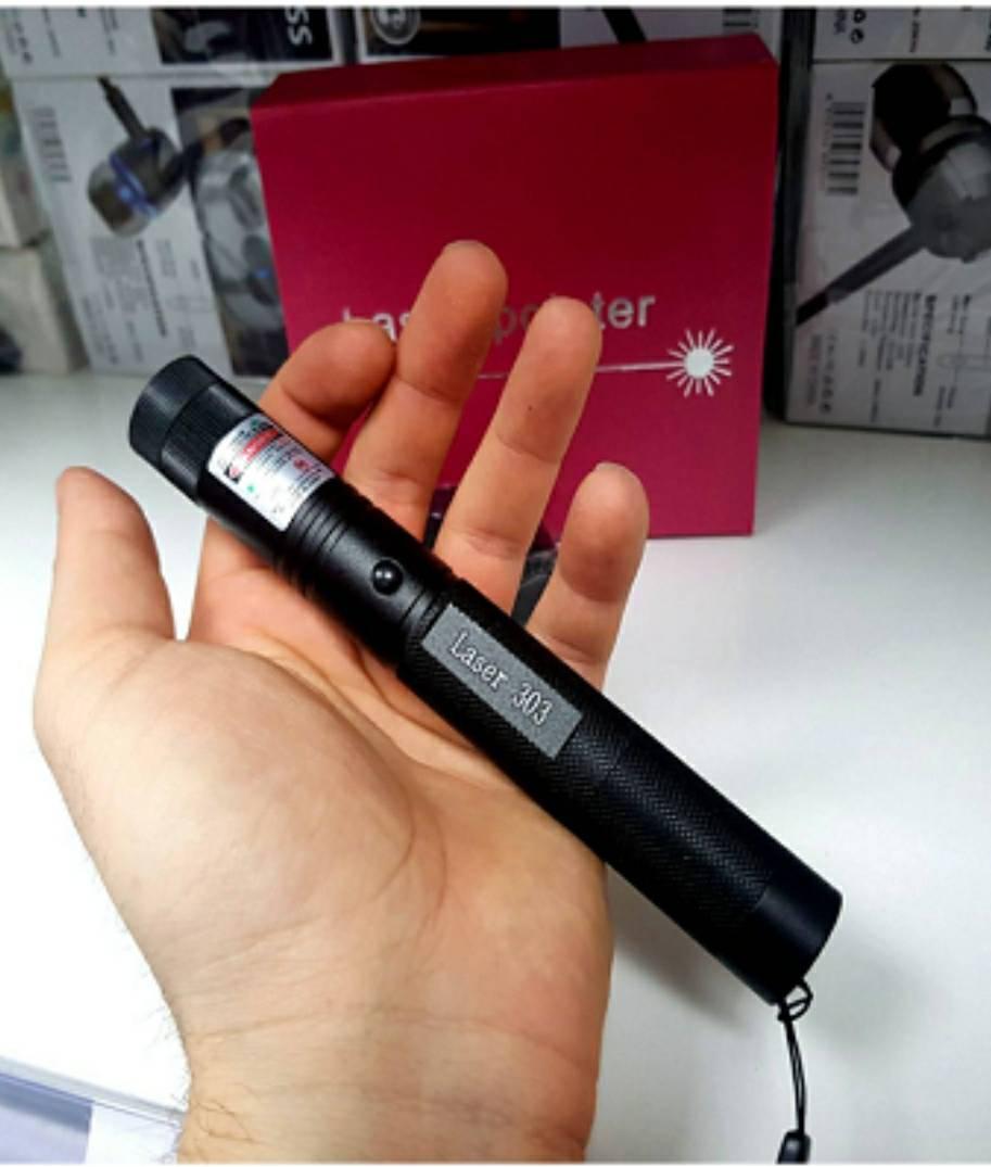 Green laser pointer YL-303