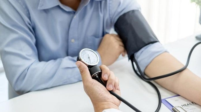 Aparat za pritisak sa manometrom i stetoskopom