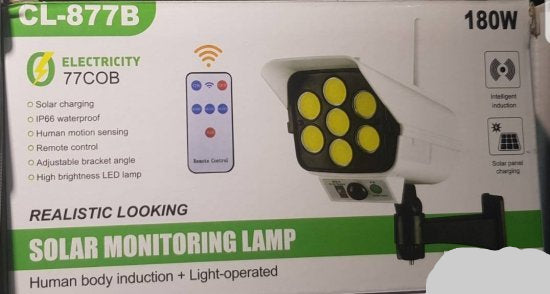 Solarna lampa u obliku kamere